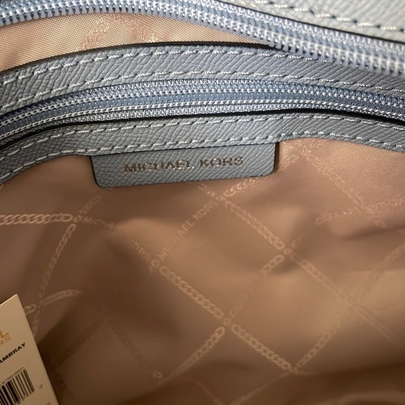 Brand New Michael Kors Voyager Genuine Leather Top Zip Tote Bag Chambray Blue - Picture 11 of 14